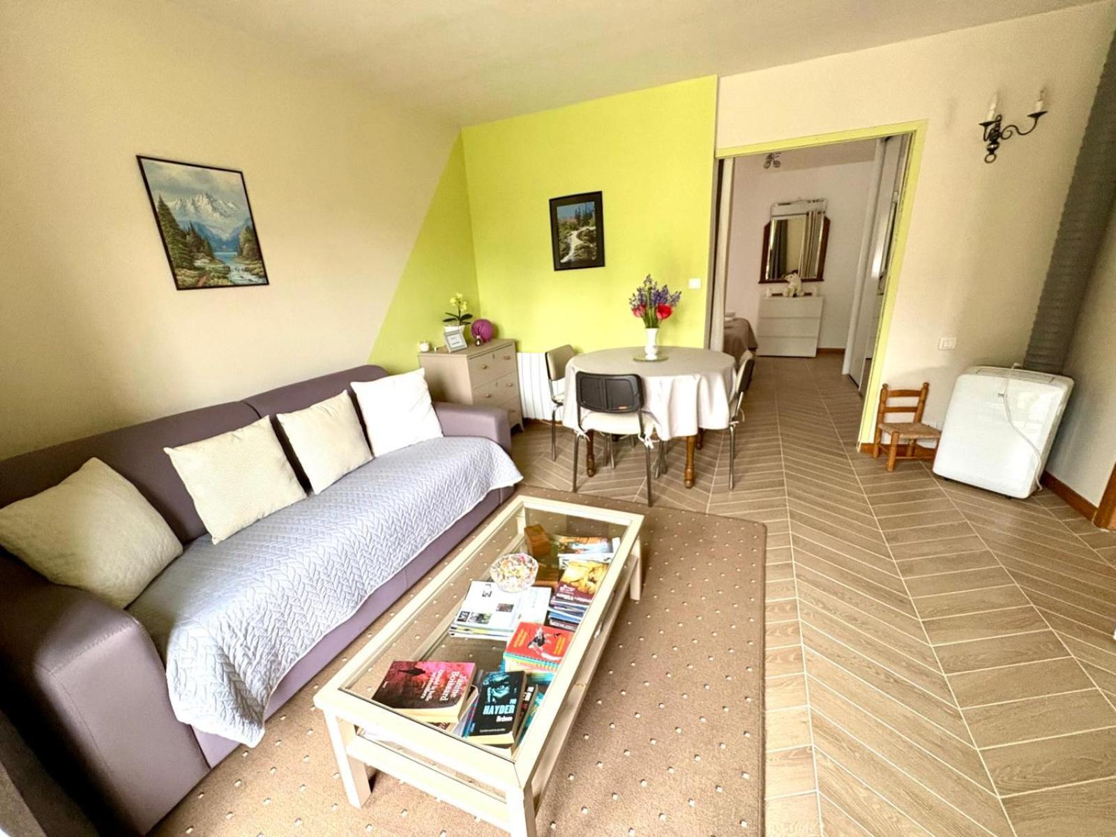 Chez Lucia A 15Min De Perigueux A 6Km Autoroute A89 Appartement Eglise-Neuve-de-Vergt Buitenkant foto